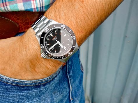 glycine combat sub vs rolex submariner|Glycine Combat Sub Review: A Dive Watch For The .